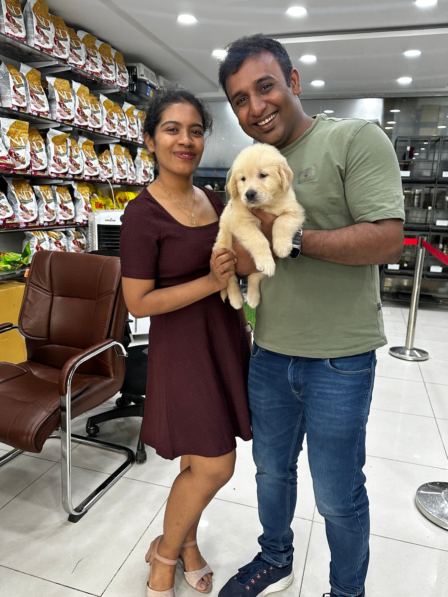 Happy Danny Pet Store family