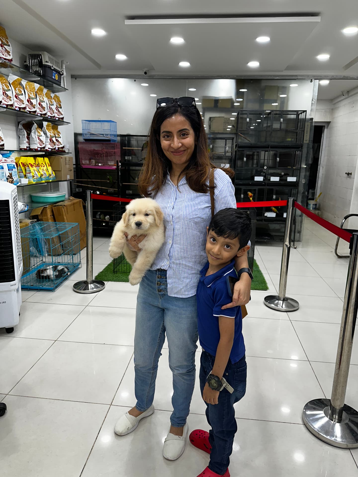 Happy Danny Pet Store family