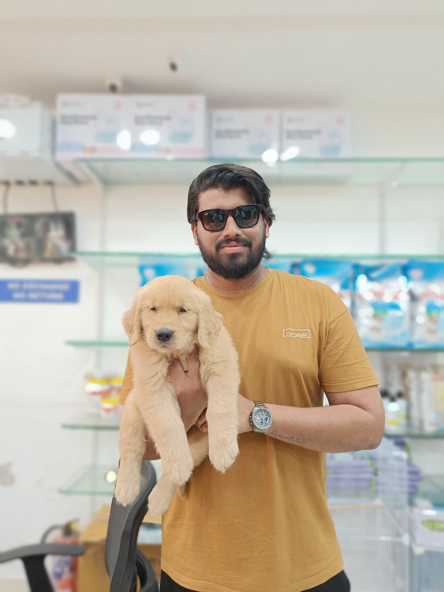 Happy Danny Pet Store family