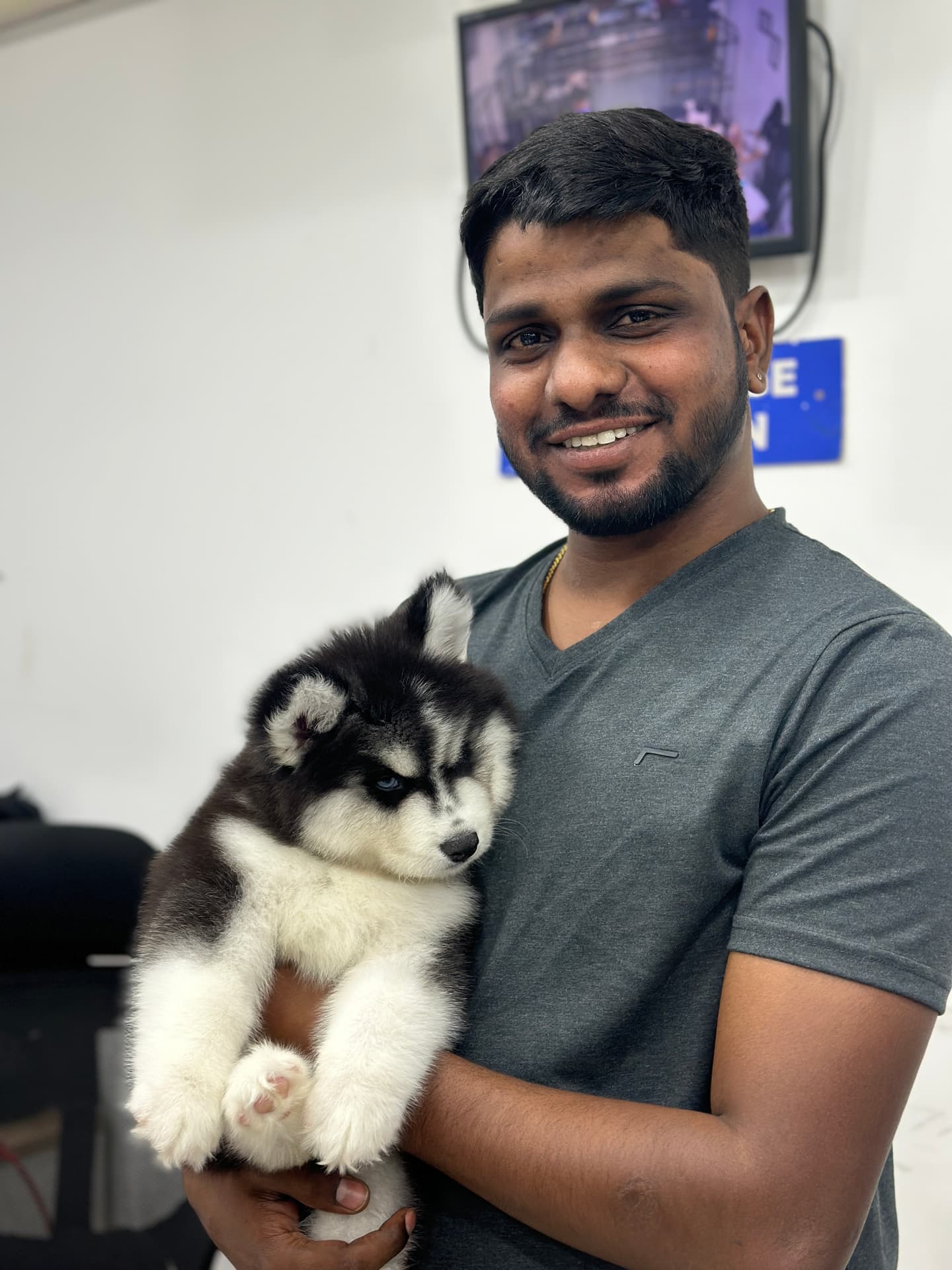 Happy Danny Pet Store family