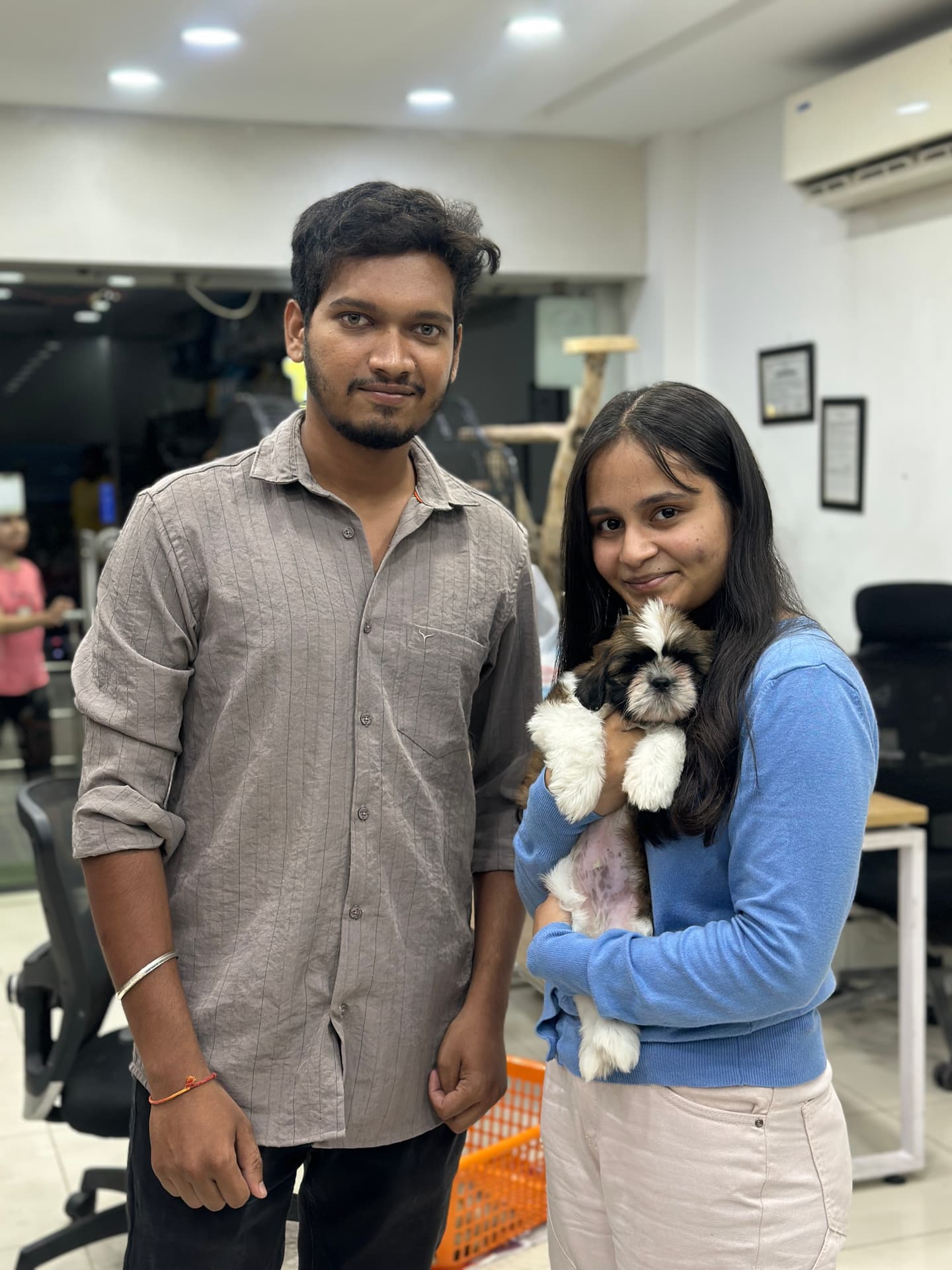 Happy Danny Pet Store family