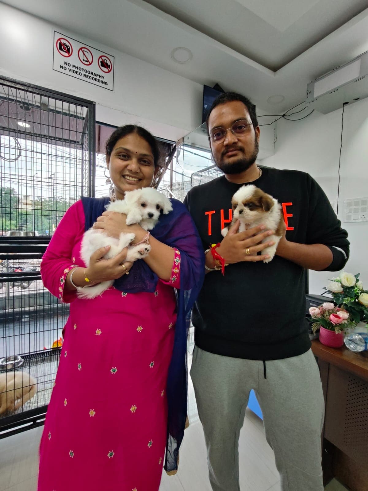 Happy Danny Pet Store family